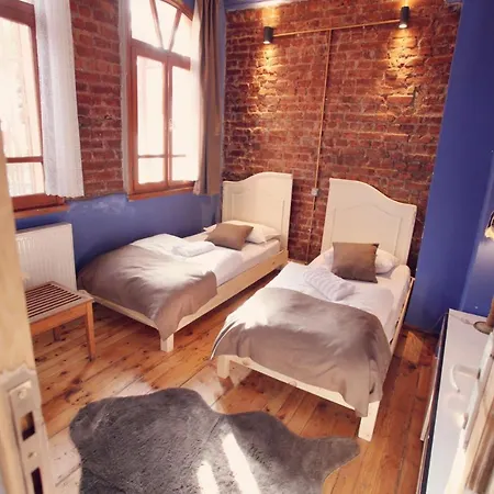 Villa Building/5floors/ Garden In Balat