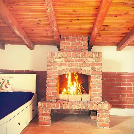 Building/5floors/ Garden In Balat