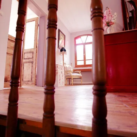 Villa Building/5floors/ Garden In Balat *