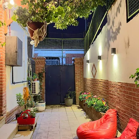 Villa Building/5floors/ Garden In Balat Istanbul